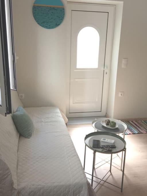 Appartement House With Yard In Center Of *