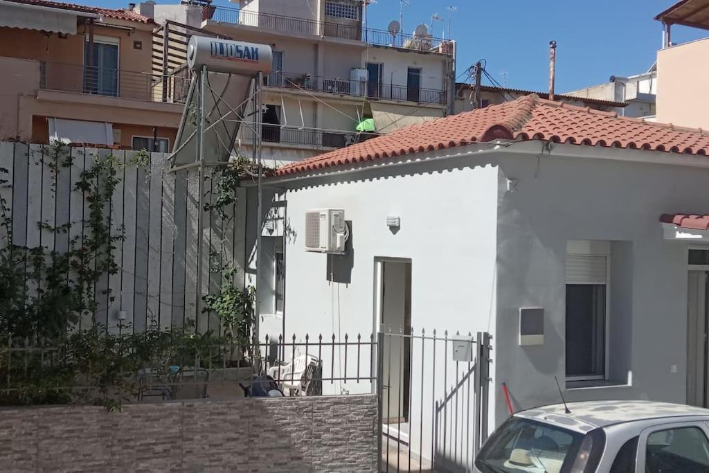 Appartement House With Yard In Center Of Kalamata